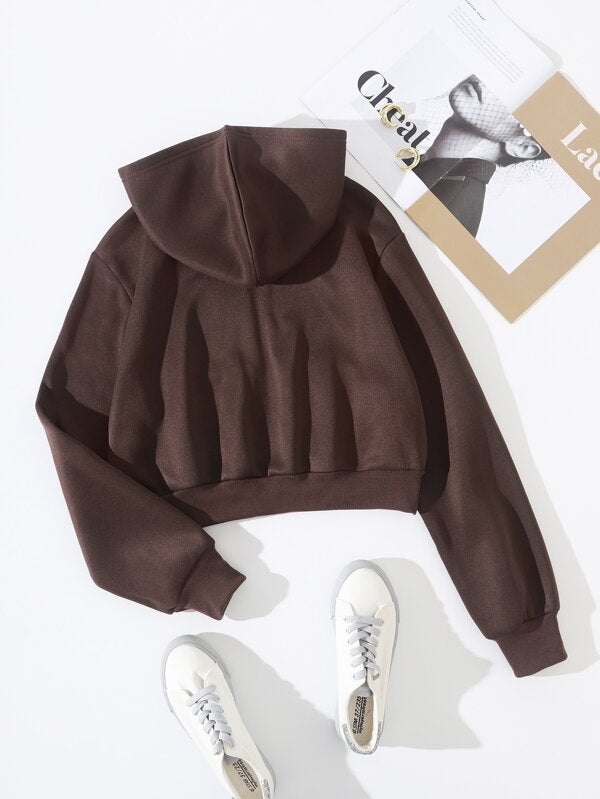 Moletom Cropped Com Capuz E Bolso Canguru Com Zíper