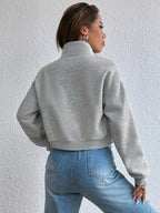 Moletom Cropped Com Zíper E Bolsos Frontais