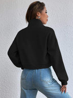 Moletom Cropped Com Zíper E Bolsos Frontais