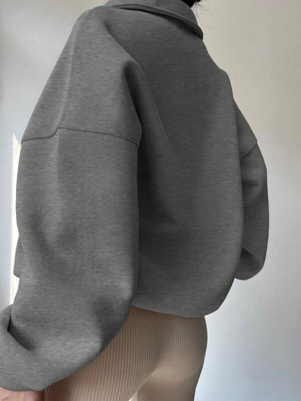 Moletom Oversized Com Gola Polo E Zíper