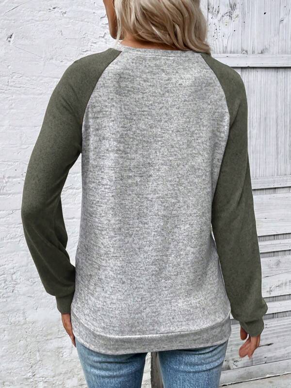 Moletom Gola Redonda Com Recorte Raglan