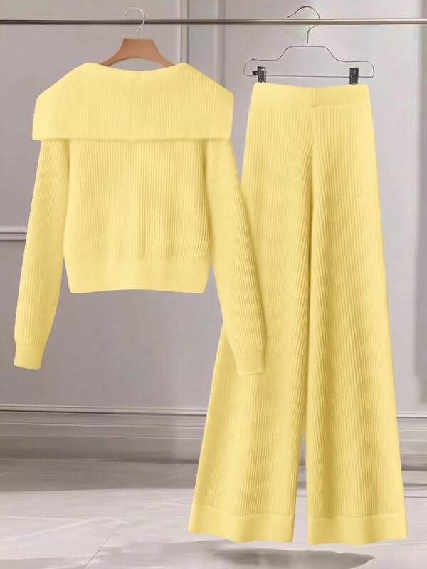 Conjunto Tricot Canelado Com Cardigan De Botões E Calça Pantalona