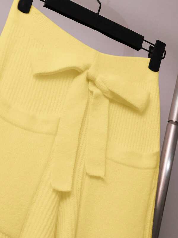 Conjunto Tricot Canelado Com Cardigan De Botões E Calça Pantalona