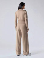 Conjunto Tricot Canelado Com Jaqueta Ajustada E Calça Pantalona
