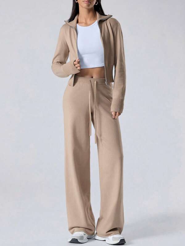 Conjunto Tricot Canelado Com Jaqueta Ajustada E Calça Pantalona