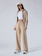Conjunto Tricot Canelado Com Jaqueta Ajustada E Calça Pantalona