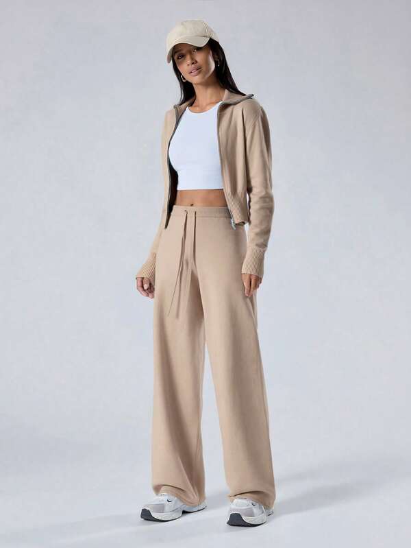 Conjunto Tricot Canelado Com Jaqueta Ajustada E Calça Pantalona