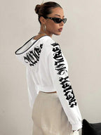 Moletom Cropped Com Capuz E Zíper Frontal Estampa Escrita Gothic