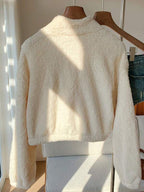 Moletom Cropped Peluciado Com Zíper E Bolso Canguru