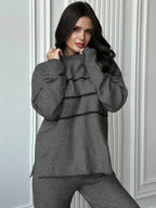 Conjunto Moletom Gola Redonda Com Detalhe Listrado Frontal