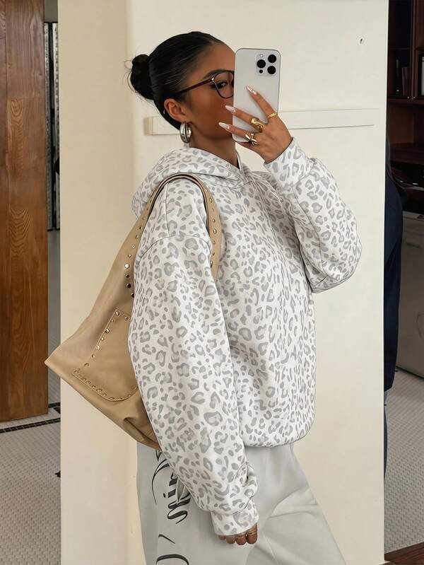 Moletom Com Capuz Animal Print Onça Minimalista Casual