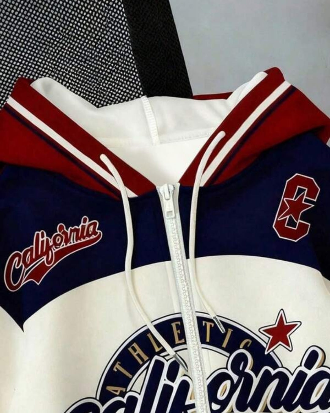 Moletom Com Capuz E Zíper Frontal Estampa Universitária Casual