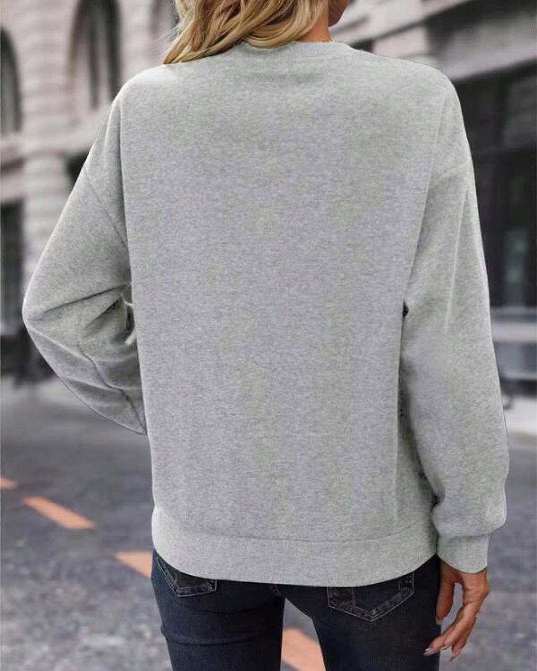 Moletom Gola Careca Com Bordado De Coração Minimalista Casual